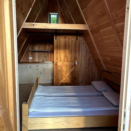 Glamping * Gorenja Vas (Gorenja Vas-Poljane)